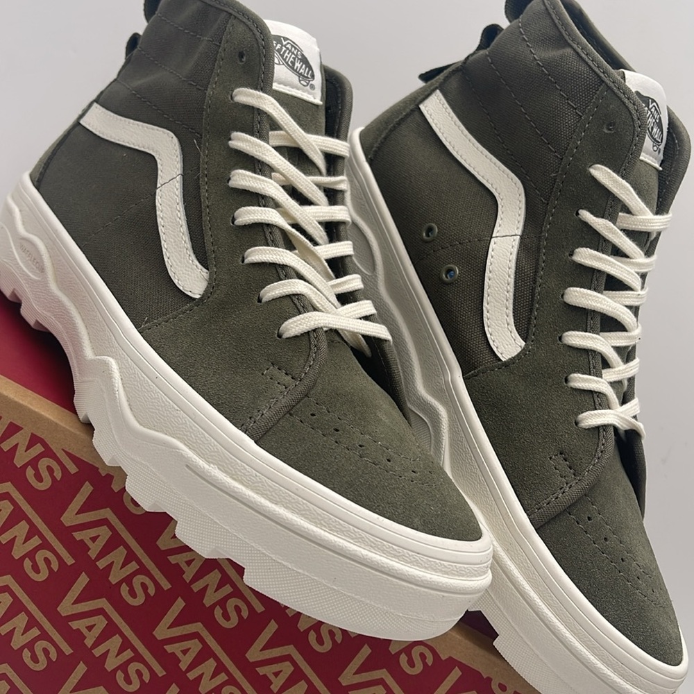 Vans WMNS Sentry Sk8-Hi Kalamata
VN0A5KY5BXV Sneakers - Picture 6 of 16